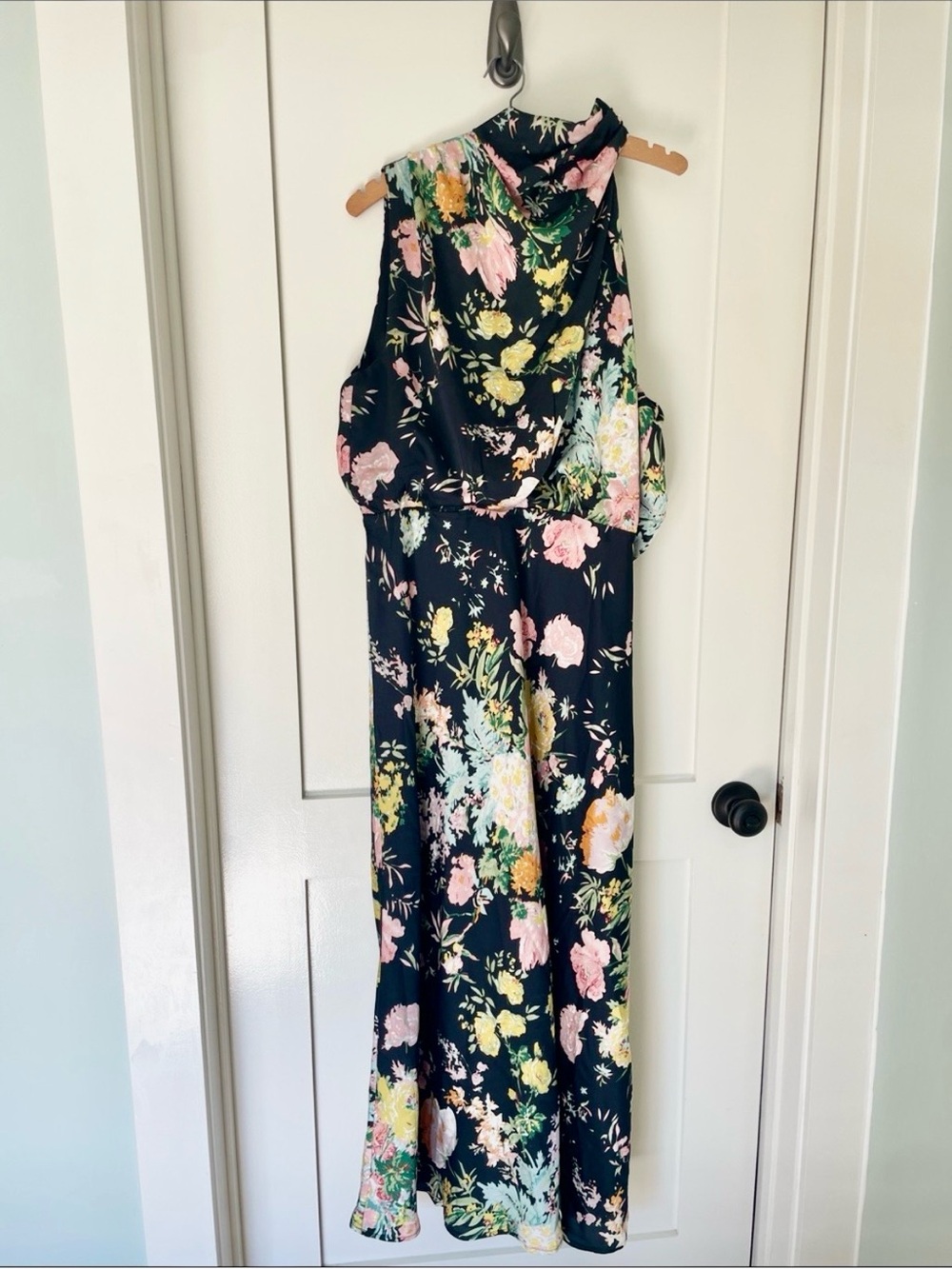 Petal + Pup Anabelle Funnel Neck Satin Midi Dress – Size extra Large